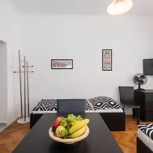 Hotel Alabastr