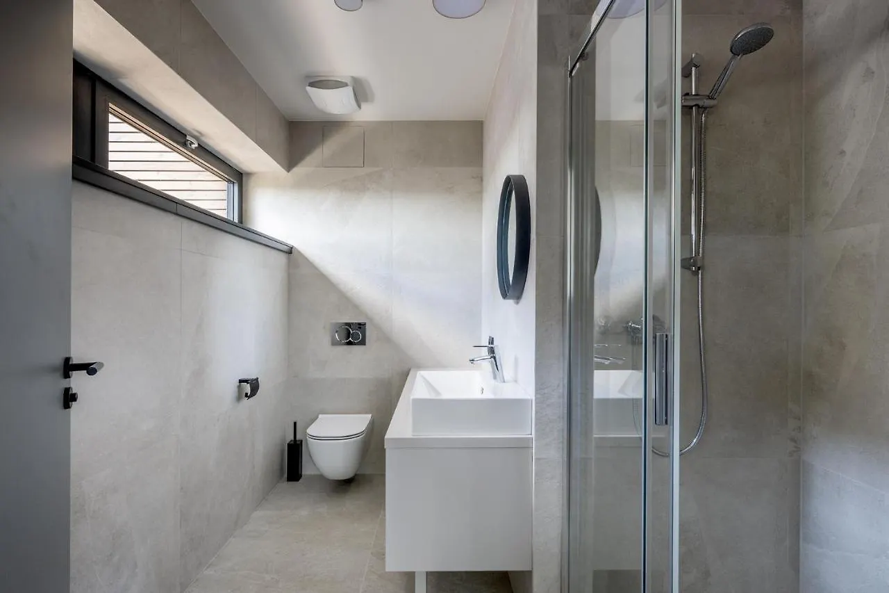 פראג Vista Resort & Club 4*,